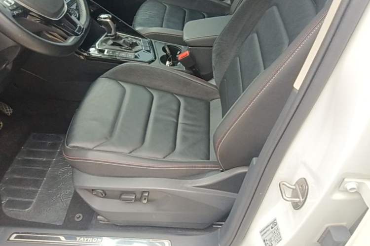 Used Volkswagen Tayron 2019 330TSI Two-Wheel Drive Luxury Model China VI Standard Left Front Seat