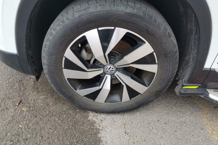 Used Volkswagen Tayron 2019 330TSI Four-Wheel Drive Luxury Version China V Standard Left Front Wheel Hub