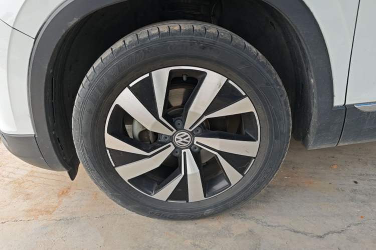 Used Volkswagen Tayron 2019 Teramont Edition 280TSI Two-Wheel Drive Luxury Model China VI Standard Left Front Wheel Hub