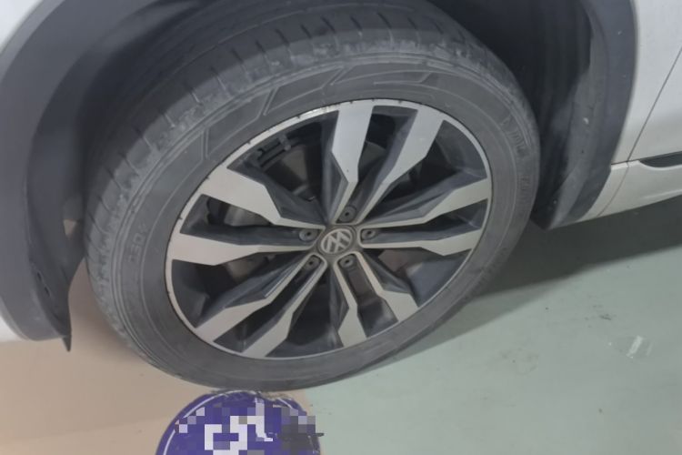 Used Volkswagen Tayron 2019 380TSI All-Wheel Drive R-Line China V-standard Left Front Wheel Hub