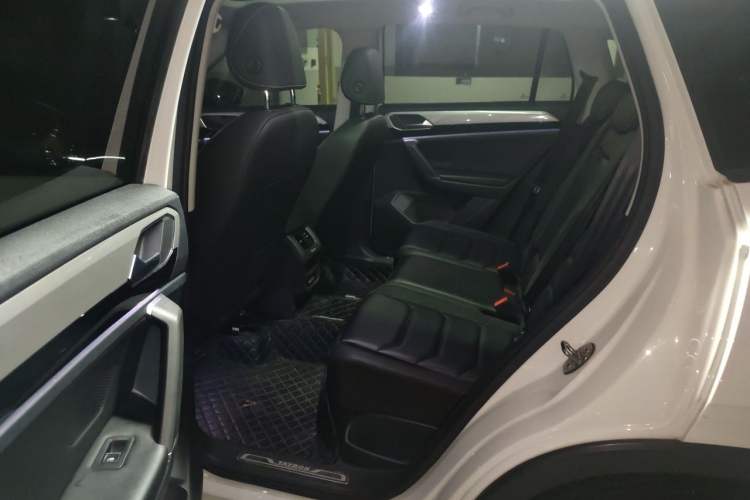 Used Volkswagen Tayron 2019 330TSI Two-Wheel Drive Luxury Model China VI Standard Left Rear Seat