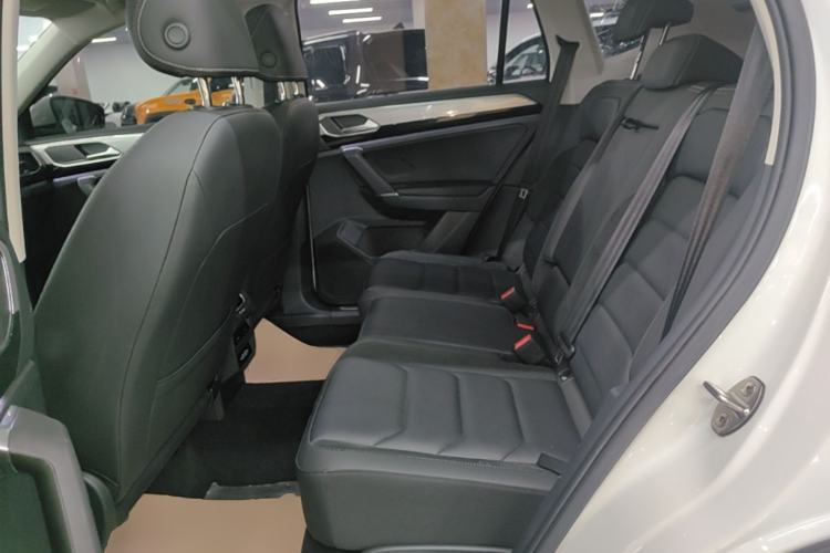 Used Volkswagen Tayron 2019 Teramont Edition 280TSI Two-Wheel Drive Luxury Model China VI Standard Left Rear Seat