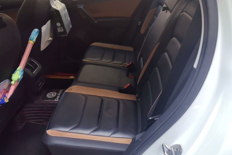 Used Volkswagen Tayron 2019 330TSI Two-Wheel Drive Luxury Model China VI Standard Left Rear Seat