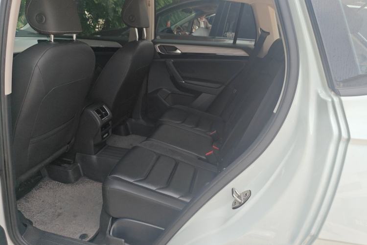 Used Volkswagen Tayron 2019 330TSI Two-Wheel Drive Luxury Model China VI Standard Left Rear Seat