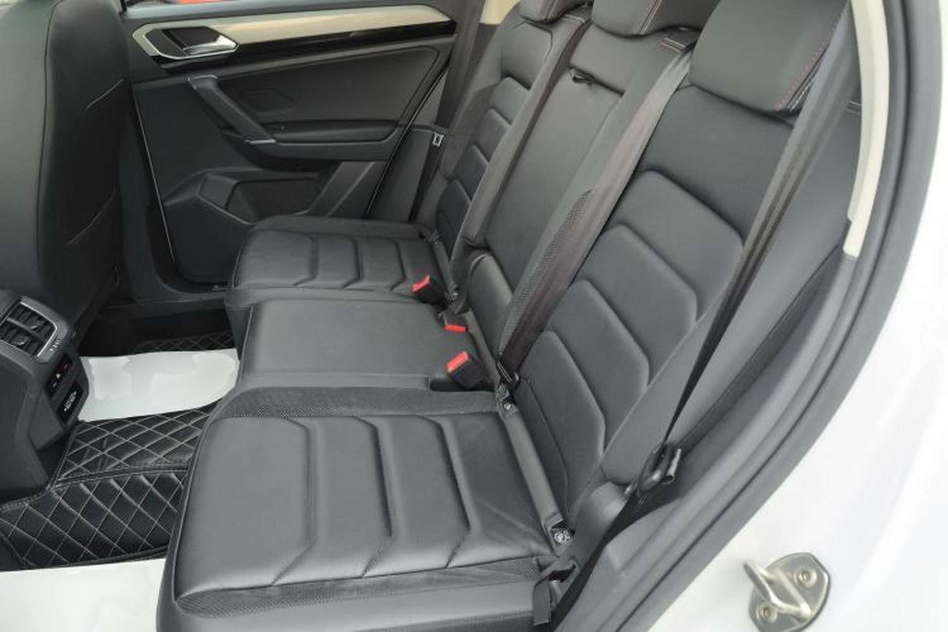 Used Volkswagen Tayron 2019 330TSI Four-Wheel Drive Luxury Version China VI Standard Left Rear Seat