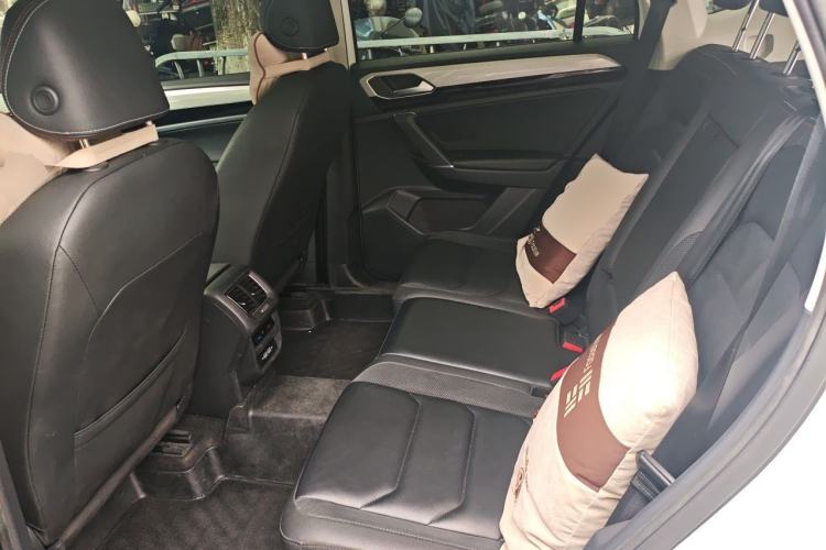 Used Volkswagen Tayron 2019 330TSI Two-Wheel-Drive Luxury Plus China VI Standard Left Rear Seat