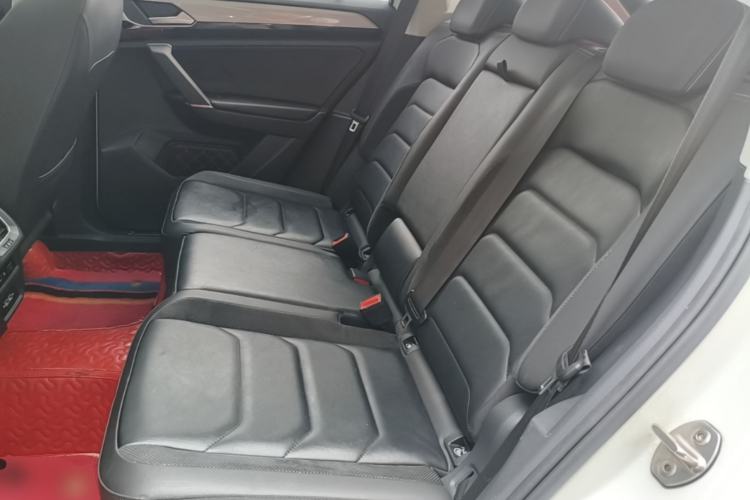 Used Volkswagen Tayron 2019 Teramont Edition 280TSI Two-Wheel Drive Luxury Model China VI Standard Left Rear Seat