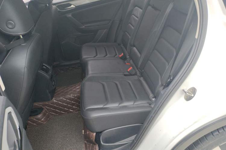 Used Volkswagen Tayron 2019 330TSI Two-Wheel Drive Luxury Model China VI Standard Left Rear Seat