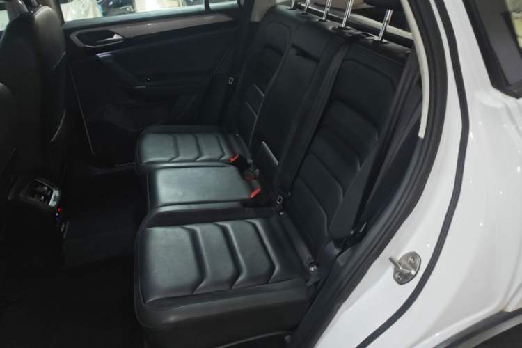 Used Volkswagen Tayron 2019 Teramont Edition 280TSI Two-Wheel Drive Luxury Model China VI Standard Left Rear Seat
