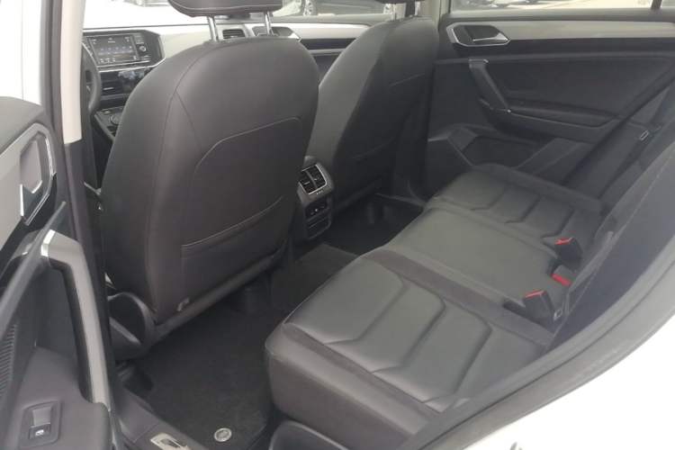 Used Volkswagen Tayron 2019 330TSI Two-Wheel Drive Luxury Model China VI Standard Left Rear Seat