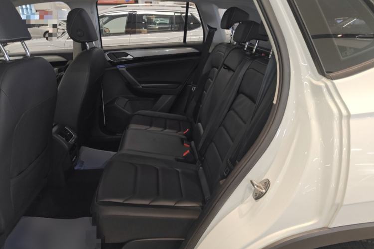 Used Volkswagen Tayron 2019 330TSI Two-Wheel Drive Luxury Model China VI Standard Left Rear Seat
