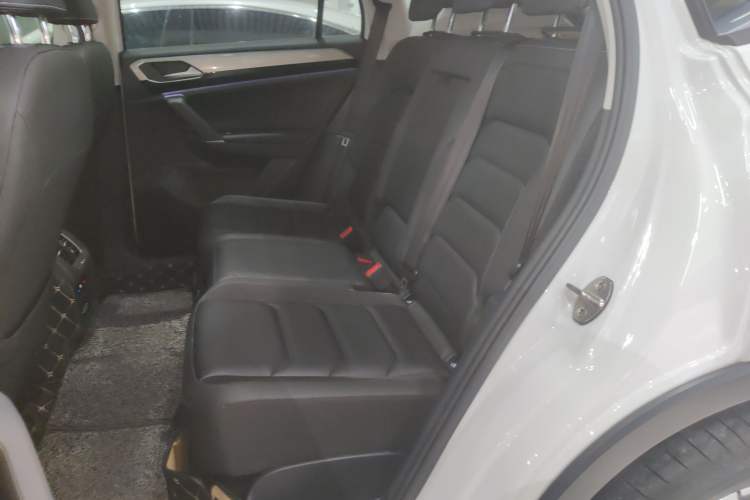 Used Volkswagen Tayron 2019 330TSI Two-Wheel Drive Luxury Model China VI Standard Left Rear Seat
