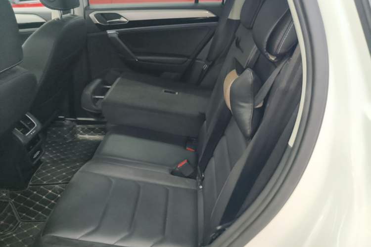 Used Volkswagen Tayron 2019 330TSI Two-Wheel Drive Luxury Model China VI Standard Left Rear Seat