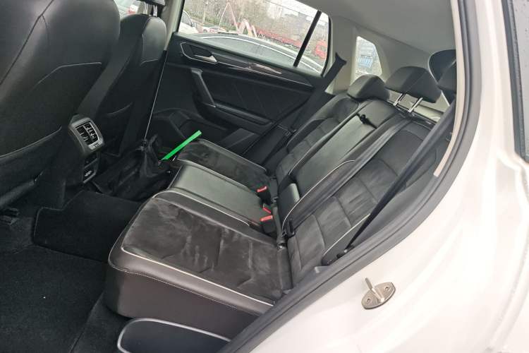 Used Volkswagen Tayron 2019 380TSI Four-Wheel Drive Prestige Model China VI Standard Left Rear Seat