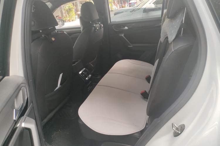 Used Volkswagen Tayron 2019 380TSI Four-Wheel Drive R-Line China VI-standard Left Rear Seat