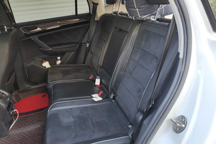 Used Volkswagen Tayron 2019 380TSI Four-Wheel Drive Prestige Model China VI Standard Left Rear Seat