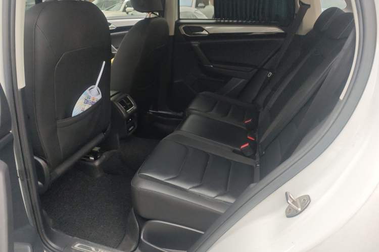Used Volkswagen Tayron 2019 Teramont Edition 280TSI Two-Wheel Drive Luxury Model China VI Standard Left Rear Seat