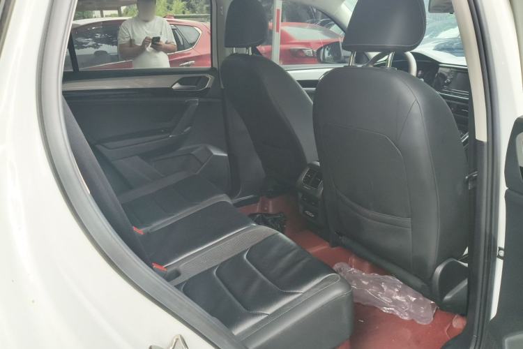 Used Volkswagen Tayron 2019 330TSI Two-Wheel-Drive Luxury Version China V Emission Standard Left Rear Seat
