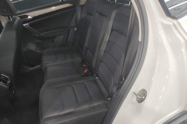 Used Volkswagen Tayron 2019 330TSI Two-Wheel Drive Luxury Model China VI Standard Left Rear Seat