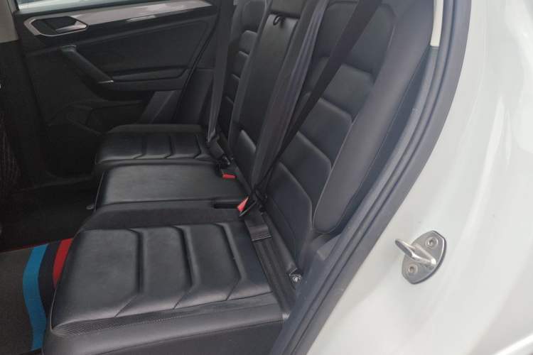 Used Volkswagen Tayron 2019 Teramont Edition 280TSI Two-Wheel Drive Luxury Model China VI Standard Left Rear Seat