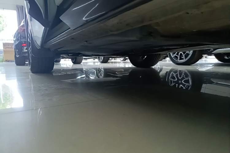 Used Volkswagen Tayron 2019 380TSI Four-Wheel Drive R-Line China VI-standard Left Side Sill