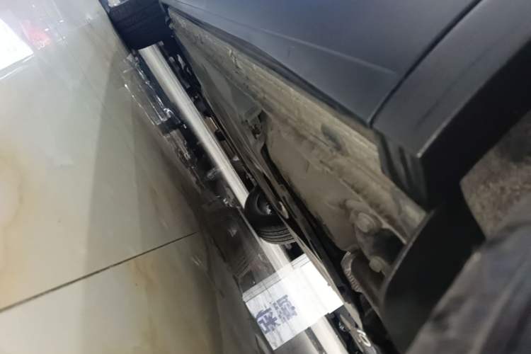 Used Volkswagen Tayron 2019 330TSI Two-Wheel Drive Luxury Model China VI Standard Left Side Sill
