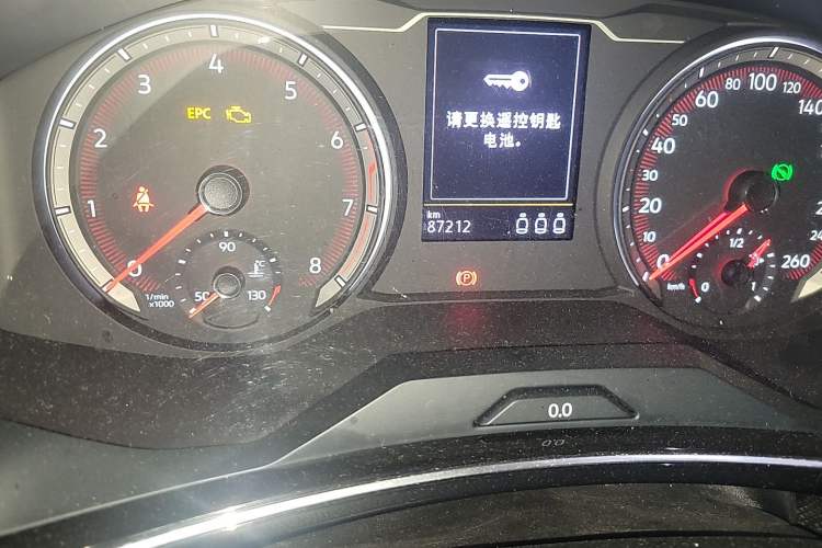 Used Volkswagen Tayron 2019 330TSI Two-Wheel Drive Luxury Model China VI Standard Odometer Close Up