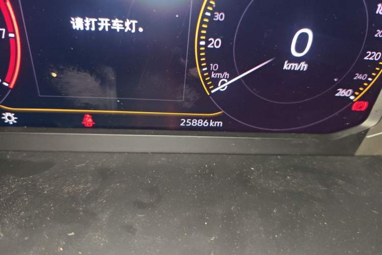 Used Volkswagen Tayron 2019 330TSI Two-Wheel Drive Luxury Model China VI Standard Odometer Close Up