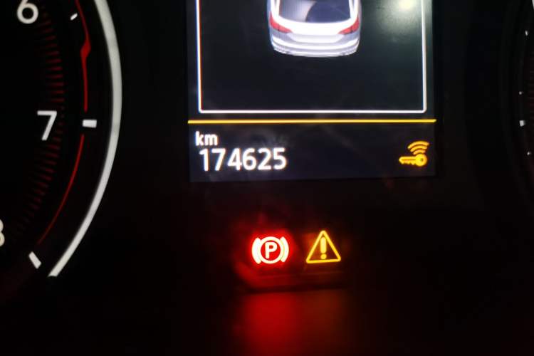 Used Volkswagen Tayron 2019 330TSI Four-Wheel Drive Luxury Version China VI Standard Odometer Close Up