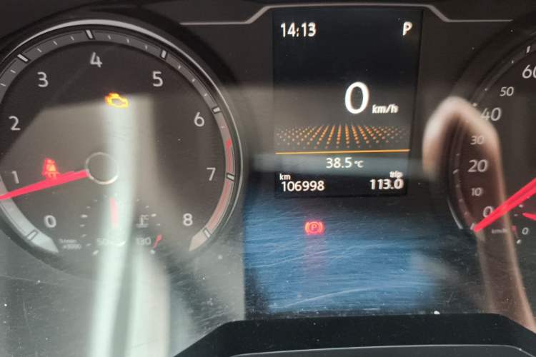 Used Volkswagen Tayron 2019 330TSI Two-Wheel-Drive Luxury Version China V Emission Standard Odometer Close Up