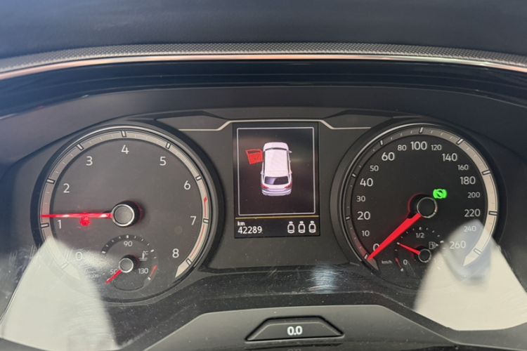 Used Volkswagen Tayron 2019 330TSI Two-Wheel Drive Luxury Model China VI Standard Odometer Close Up