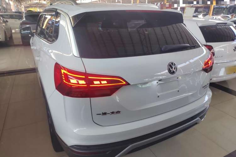Used Volkswagen Tayron 2019 330TSI Four-Wheel Drive Luxury Version China V Standard Rear