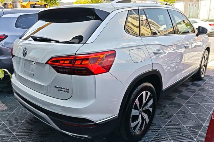 Used Volkswagen Tayron 2019 330TSI Two-Wheel-Drive Luxury Version China V Emission Standard Rear Right 45 Deg