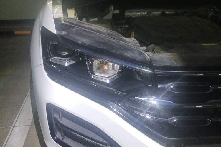 Used Volkswagen Tayron 2019 330TSI Two-Wheel Drive Luxury Model China VI Standard Right Front Headlight