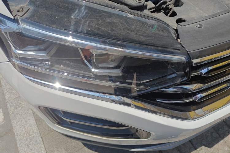 Used Volkswagen Tayron 2019 330TSI Two-Wheel Drive Luxury Model China VI Standard Right Front Headlight