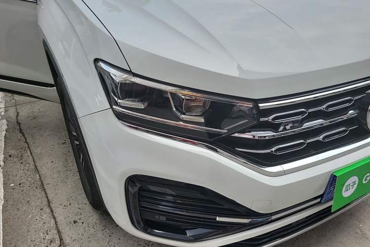 Used Volkswagen Tayron 2019 380TSI Four-Wheel Drive R-Line China VI-standard Right Front Headlight