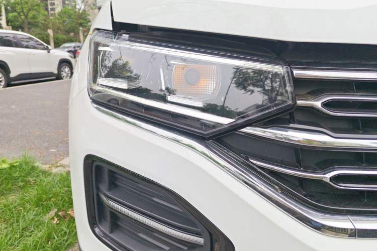 Used Volkswagen Tayron 2019 330TSI Four-Wheel Drive Luxury Version China V Standard Right Front Headlight