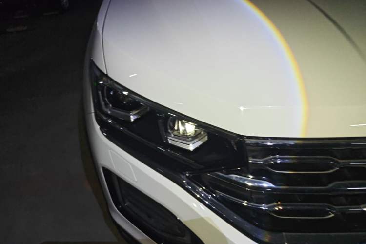 Used Volkswagen Tayron 2019 330TSI Two-Wheel-Drive Prestige Version China VI Standard Right Front Headlight