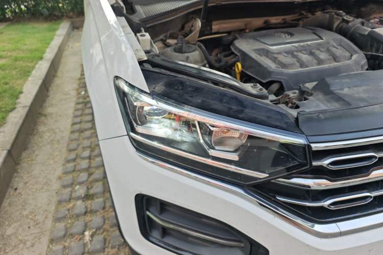 Used Volkswagen Tayron 2019 330TSI Two-Wheel-Drive Luxury Version China V Emission Standard Right Front Headlight