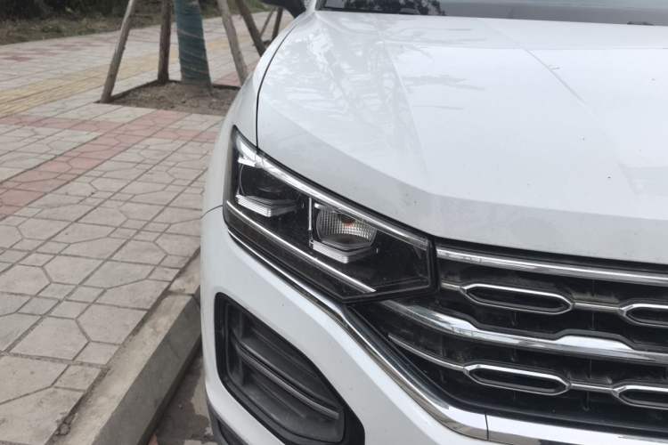 Used Volkswagen Tayron 2019 330TSI Two-Wheel Drive Luxury Model China VI Standard Right Front Headlight