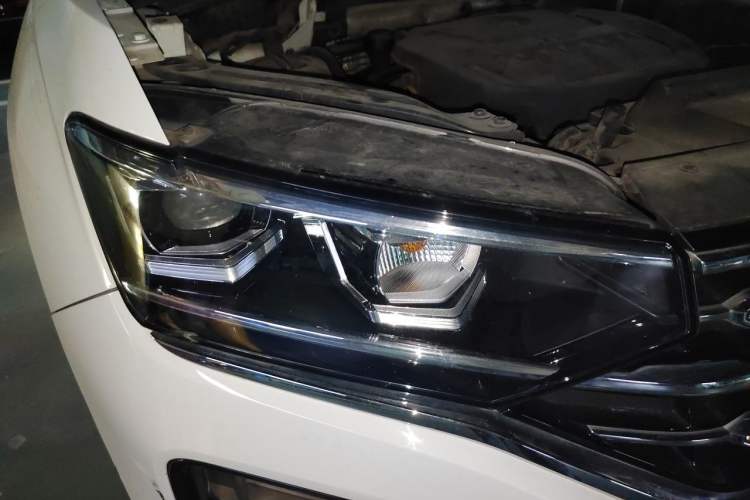 Used Volkswagen Tayron 2019 330TSI Two-Wheel Drive Luxury Model China VI Standard Right Front Headlight