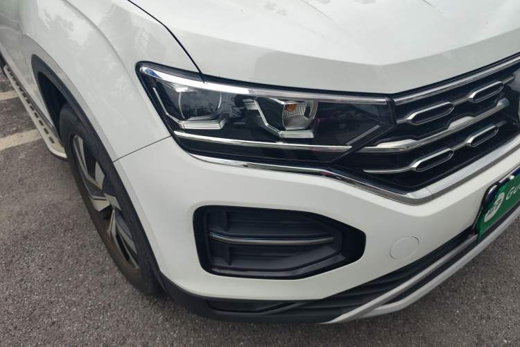 Used Volkswagen Tayron 2019 330TSI Two-Wheel Drive Luxury Model China VI Standard Right Front Headlight