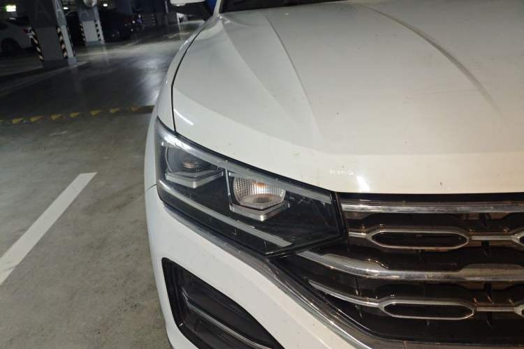 Used Volkswagen Tayron 2019 330TSI Two-Wheel Drive Luxury Model China VI Standard Right Front Headlight
