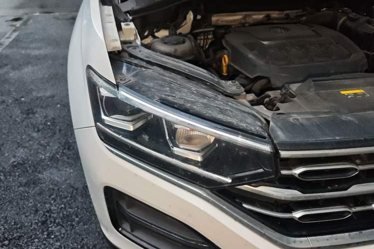 Used Volkswagen Tayron 2019 330TSI Two-Wheel Drive Luxury Model China VI Standard Right Front Headlight