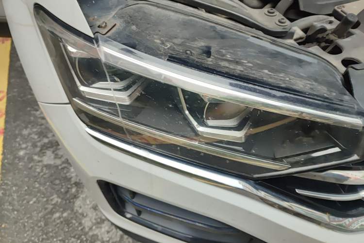 Used Volkswagen Tayron 2019 330TSI Four-Wheel Drive Luxury Version China VI Standard Right Front Headlight