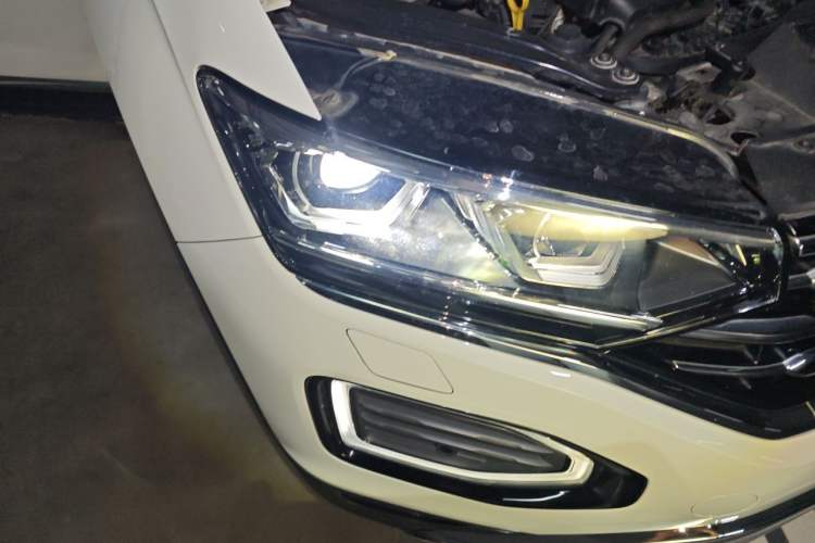 Used Volkswagen Tayron 2019 380TSI Four-Wheel Drive Prestige Model China VI Standard Right Front Headlight