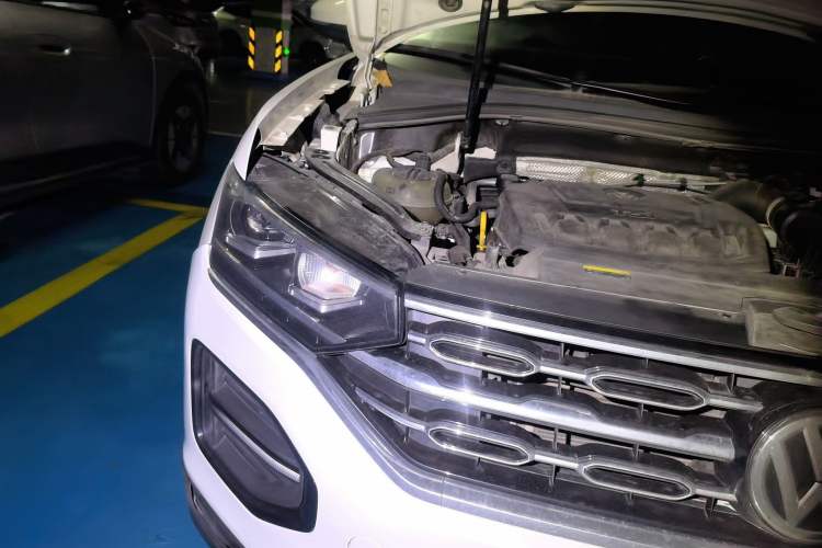 Used Volkswagen Tayron 2019 330TSI Two-Wheel Drive Luxury Model China VI Standard Right Front Headlight
