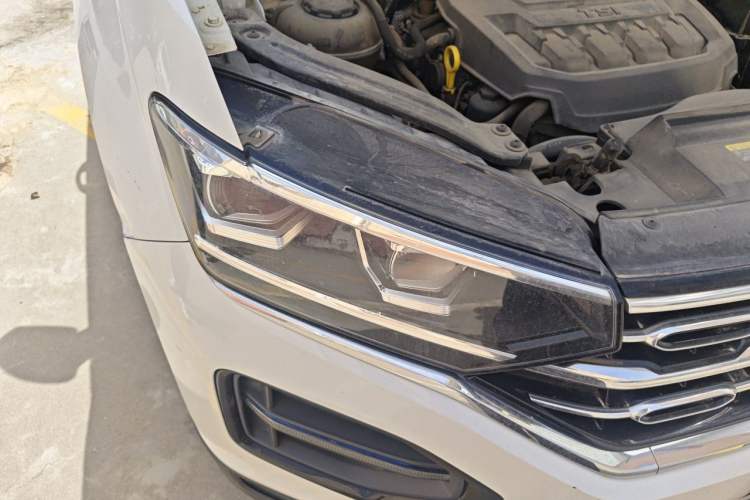 Used Volkswagen Tayron 2019 330TSI Two-Wheel Drive Luxury Model China VI Standard Right Front Headlight
