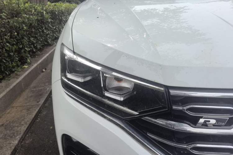 Used Volkswagen Tayron 2019 380TSI Four-Wheel Drive R-Line China VI-standard Right Front Headlight