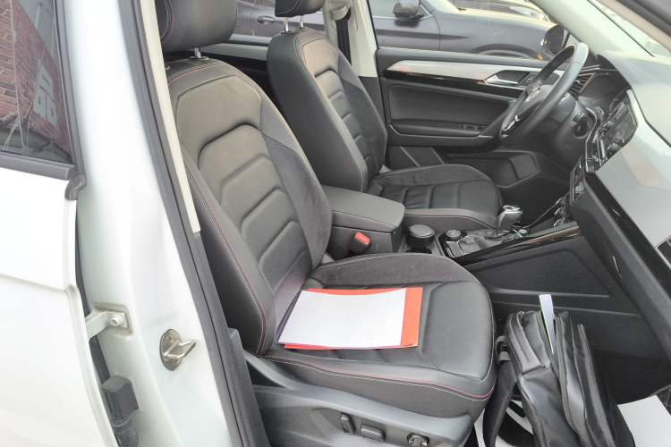 Used Volkswagen Tayron 2019 330TSI Four-Wheel Drive Luxury Version China VI Standard Right Front Seat